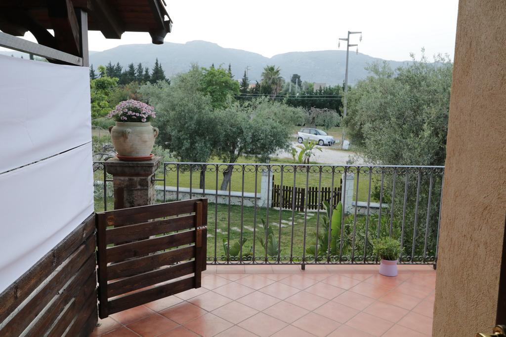 B&B Casale Siciliano Di Miryam Tiralongo Avola Eksteriør bilde